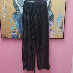 Forever 21 Wide Leg Black Pant w/silver glitter